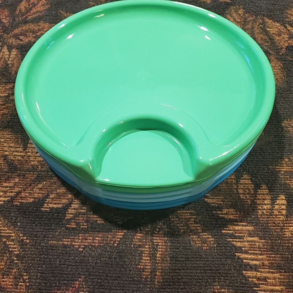 Pampered Chef Outdoor Picnic Plates Set of 6 - Picture 5 of 16